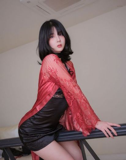 欧美性爱日韩在线专区_1080完整在线观看